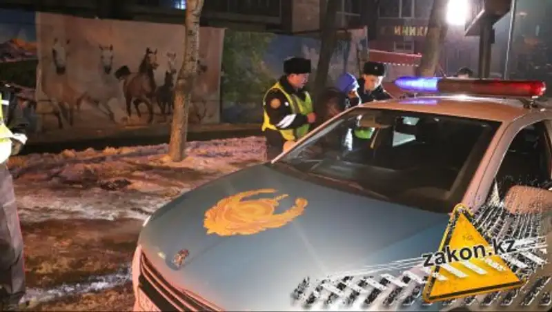 Будни алматинских таксистов: родственник угнал машину автовладельца и поехал таксовать