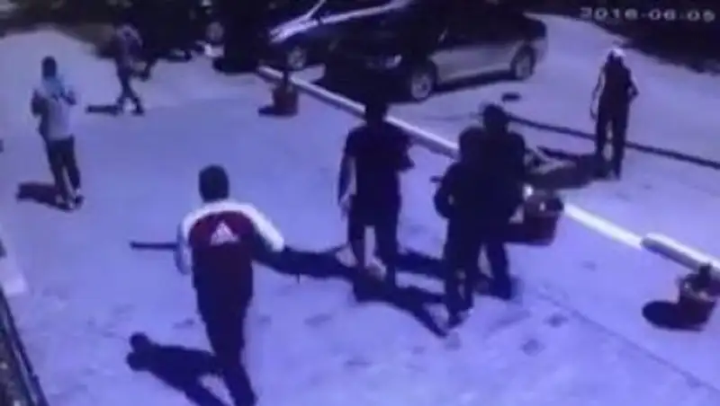 Стрельба в Актобе: В Сети появилась запись с камер видеонаблюдения