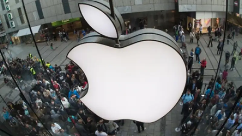 Apple стала рекордно дорогой компанией мира