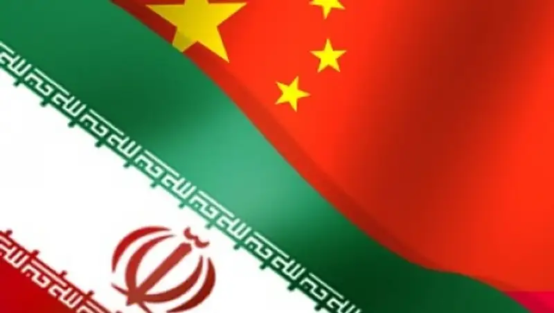 Иран и Китай подписали три соглашения о сотрудничестве в нефтегазовой сфере