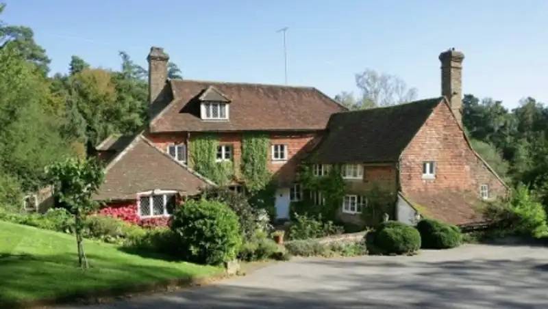 В Великобритании выставлен на продажу "Дом Винни-Пуха"