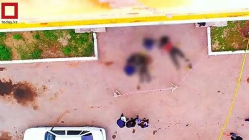 Жители дома рассказали о совершивших в Астане суицид девочках-подростах