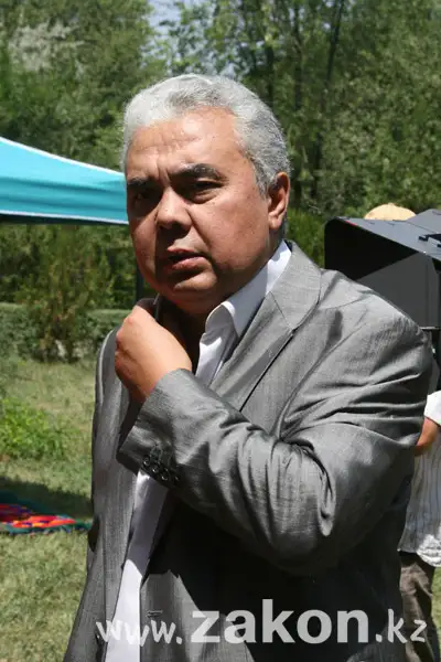 На киностудии «Казахфильм» проходят съемки картины «Книга» (фото), фото - Новости Zakon.kz от 19.07.2012 23:36