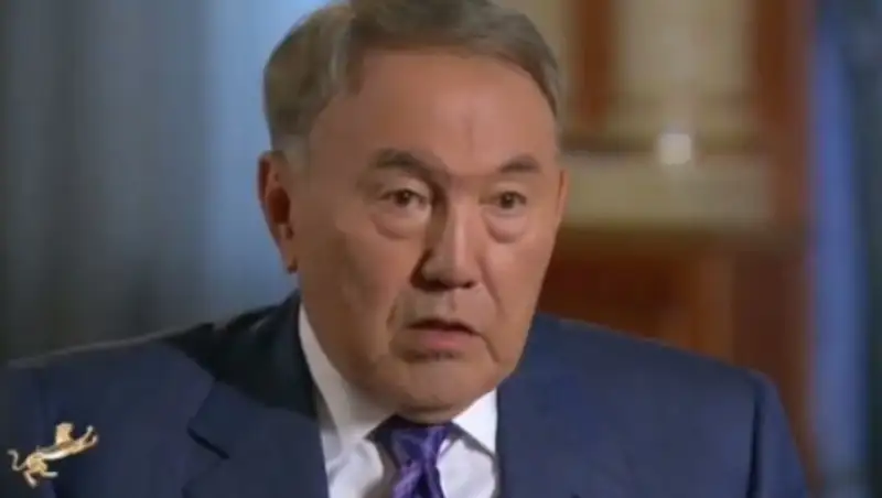 Нурсултан Назарбаев заявил, что неприкасаемых среди его близких не будет