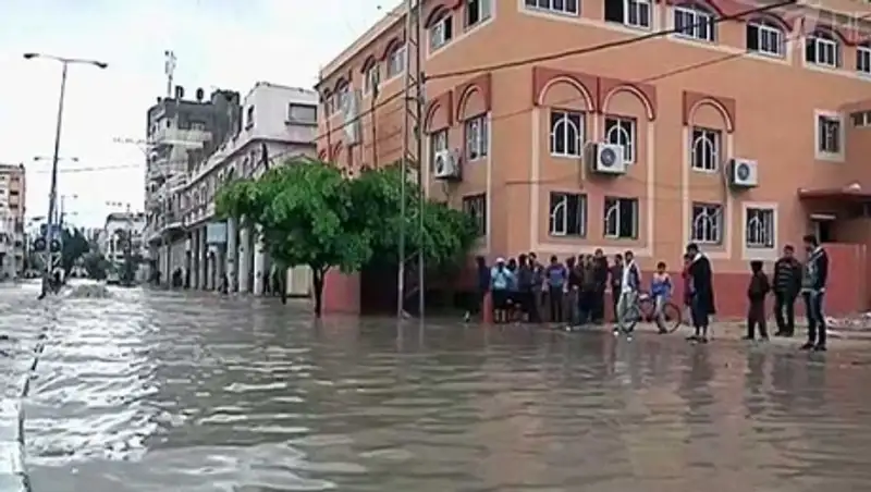 В секторе Газа введен режим чрезвычайной ситуации из-за сильнейшего наводнения
