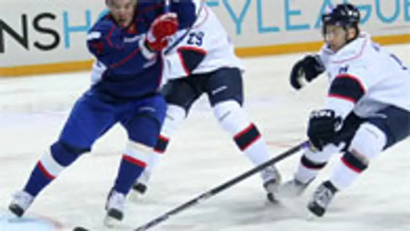 Казахстанец Уппер принес "Атланту" победу над "Ак Барсом", фото - Новости Zakon.kz от 06.12.2011 15:19