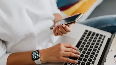 утверждены правила выявления в соцсетях запрещенных материалов, фото - Новости Zakon.kz от 24.11.2022 16:34