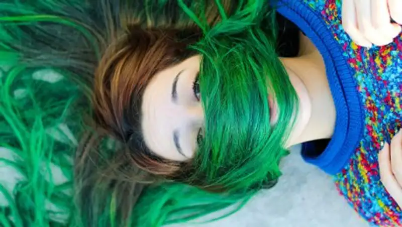 Ученые: Недоедание приводит к более быстрому росту волос