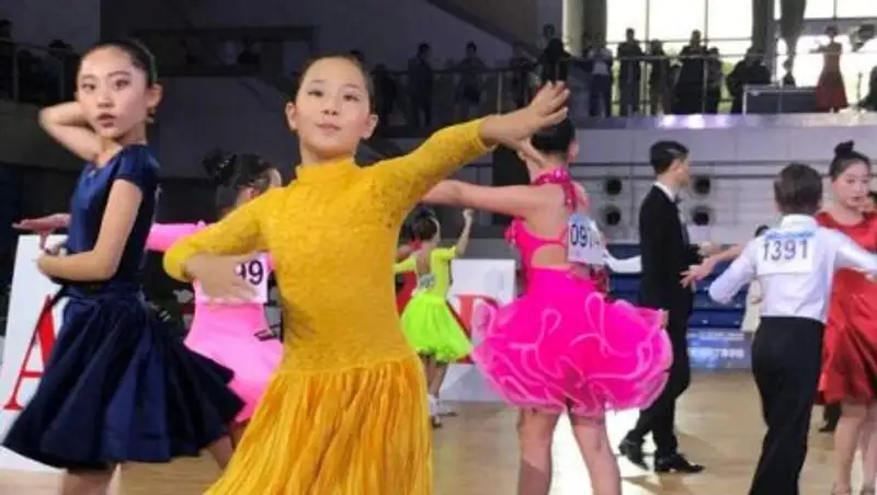 Юная казахстанка заняла первое место на чемпионате Азии по спортивно-бальным танцам