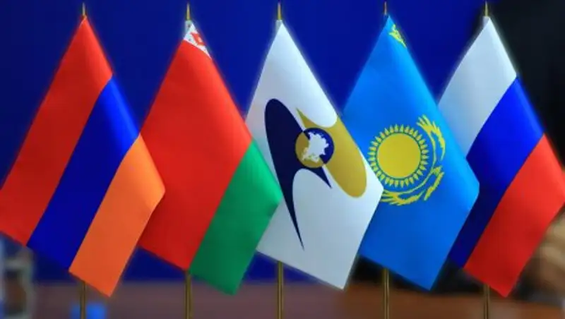 Взаимная торговля РК со странами ЕАЭС снизилась почти на 17%