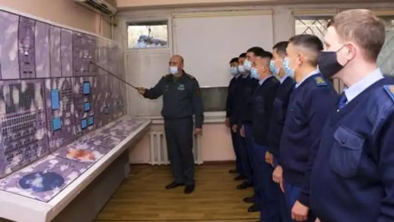 Офицеры и сержанты Сил воздушной обороны проходят переподготовку