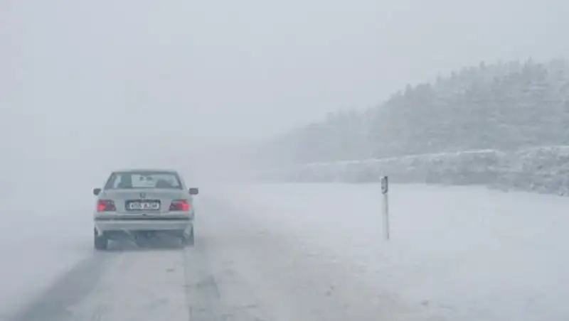 В ВКО и Карагандинской области ограничили движение на дорогах