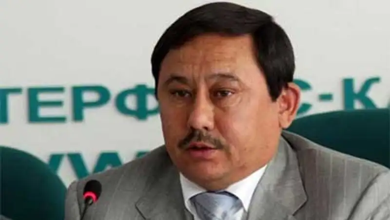 Глава Казкосмоса заявил, что в его ведомстве жесткий отбор кадров, фото - Новости Zakon.kz от 08.11.2013 20:10