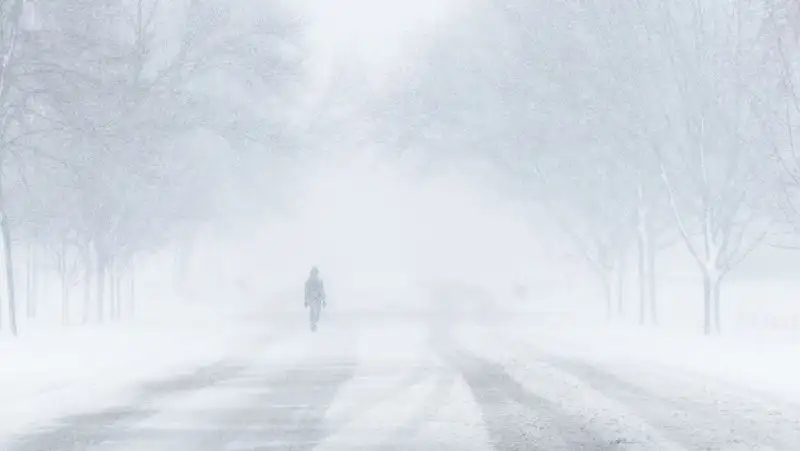 Снег с метелью ожидается в Казахстане 23 февраля