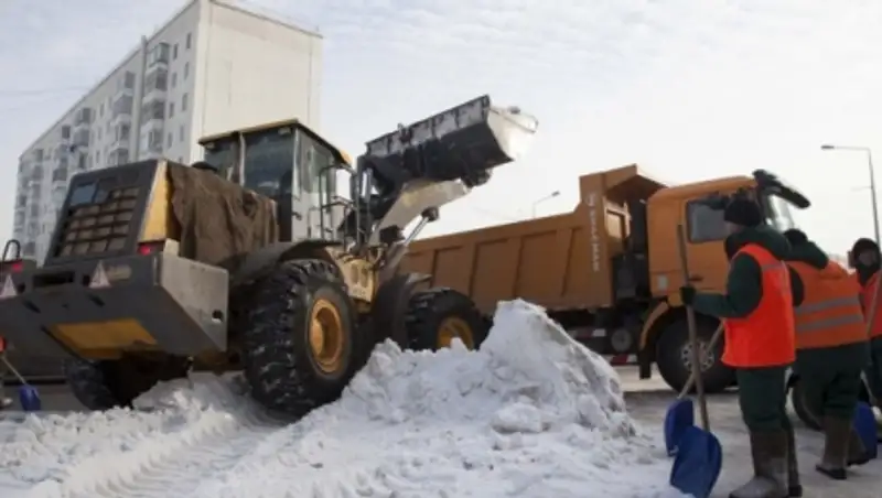 За прошедшие сутки в Астане вывезено свыше 25 тысяч кубометров снега