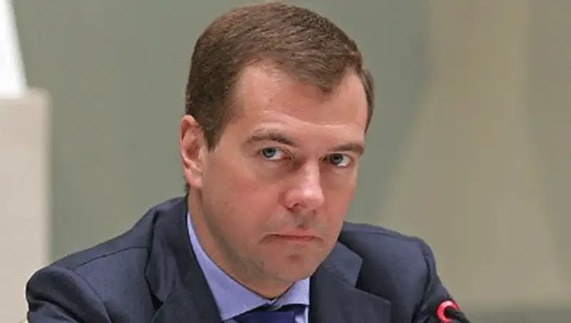 Д.Медведев признал ухудшение основных экономических показателей, фото - Новости Zakon.kz от 13.12.2013 03:59
