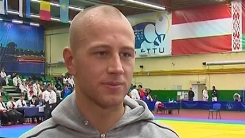 Избившего блогера чемпиона мира по джиу-джитсу задержали в спортзале