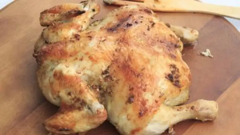 Эксперт назвал, какие части курицы лучше не употреблять в пищу