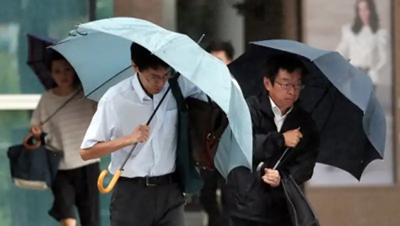 Почти 200 тысячам жителей Японии рекомендована эвакуация из-за дождей