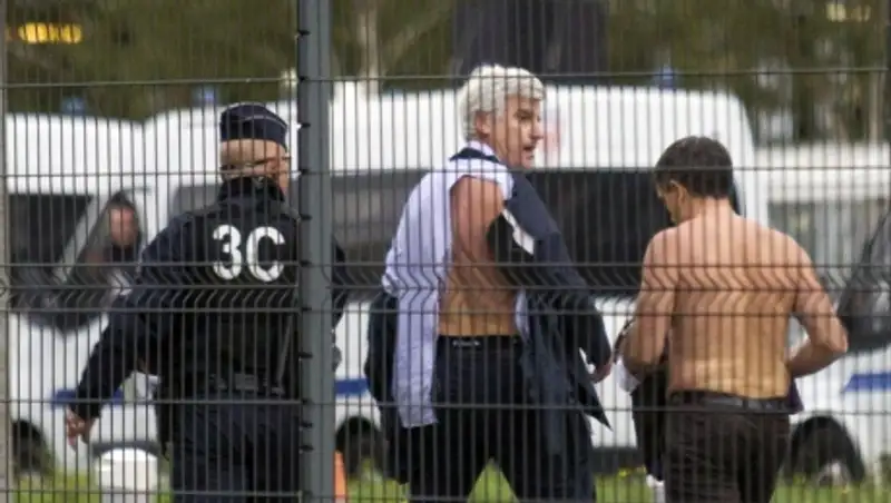 Между руководством Air France и сотрудниками компании произошла драка