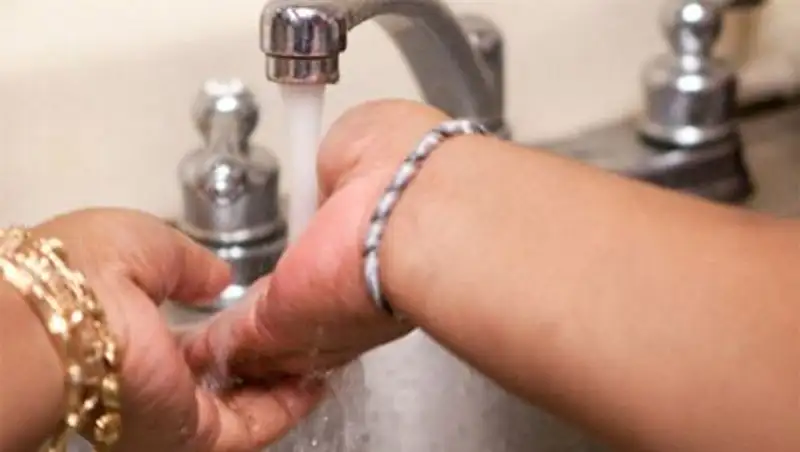 В Алматы должникам отключают горячее водоснабжение