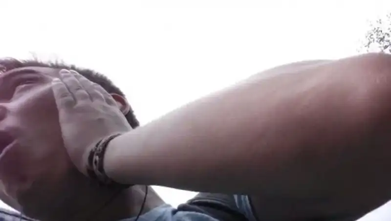 Подростка арестовали за селфи с покойником