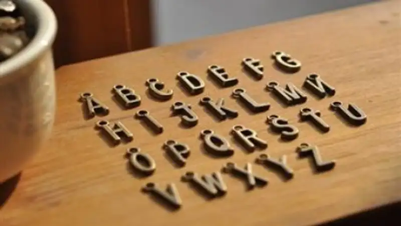 Российские эксперты прокомментировали переход казахского алфавита на латиницу