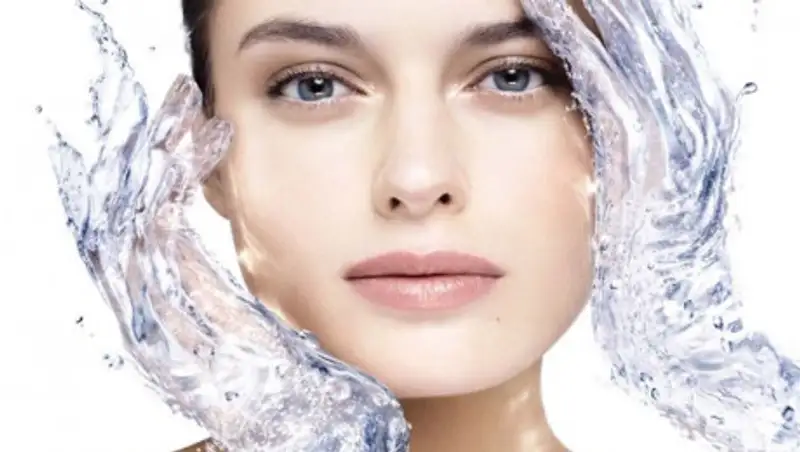 Врач рассказал о правилах по уходу за кожей во время карантина