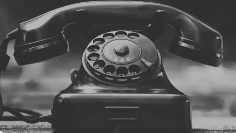 Аким попросил номинанта "Грэмми" звонить ему на личный номер