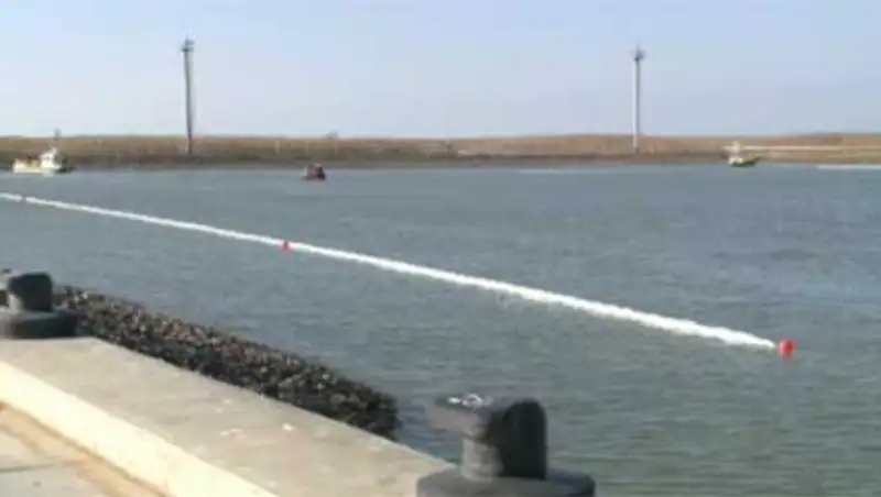 В Атырау для защиты экосистемы Каспия запустили базу реагирования на разливы нефти