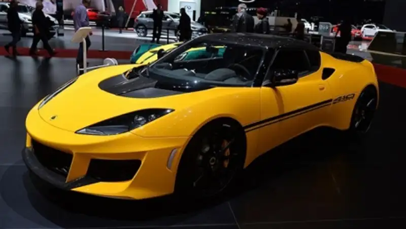 Представлен новый спорткар Lotus Evora Sport 410