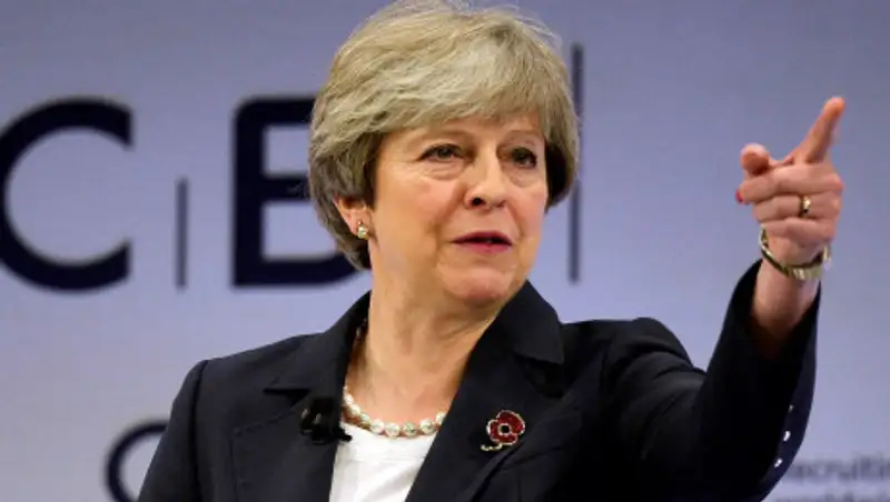 Мэй хочет внести в билль о Brexit новые таможенные правила