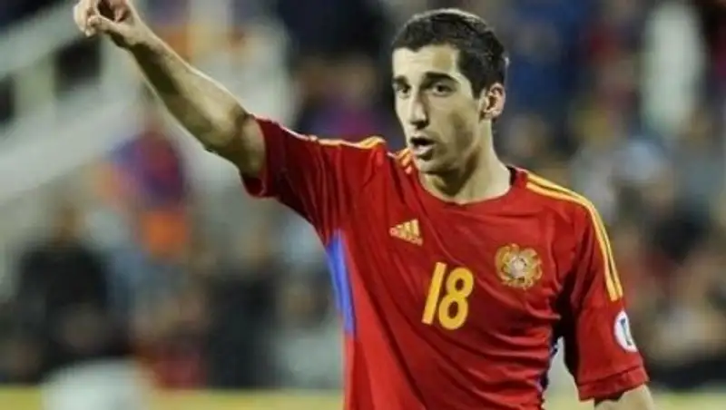 По итогам первого тайма отборочного матча на ЧМ-2018 по футболу Казахстан уступает Армении