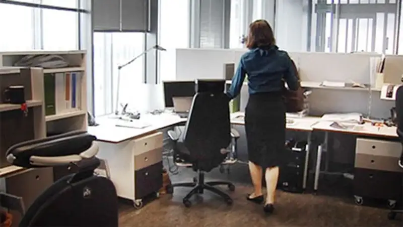 Казахстанцы считают, что в стране женский труд оплачивается ниже, - опрос