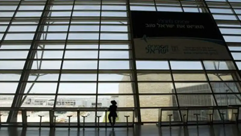 В Тель-Авиве задержали вылет украинского лайнера из-за чеки от гранаты