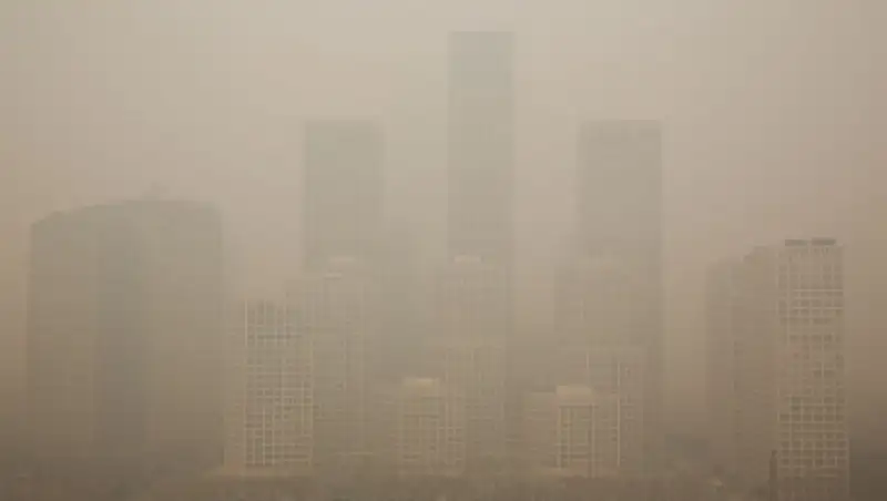 Уровень загрязнения воздуха в Пекине из-за фейерверков достиг критических отметок