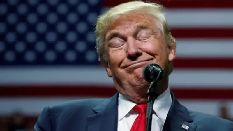 Сын Трампа «нарядил» отца в костюм супергероя