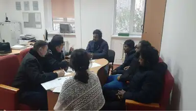 Из Казахстана выдворили 4, фото - Новости Zakon.kz от 12.11.2022 19:23