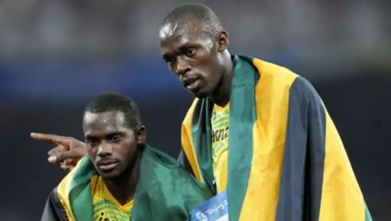 Усейн Болт лишен золотой медали Олимпиады из-за попавшегося на допинге партнера