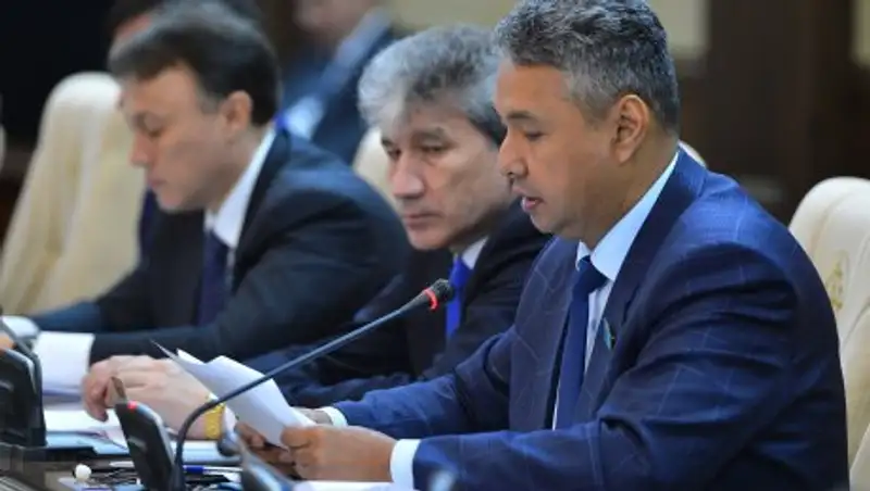 А.Перуашев: Невозможно наполнить бюджет, если не контролировать расходы