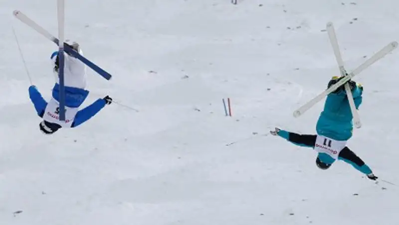 Два казахстанца вошли в тройку призеров Кубка мира по могулу