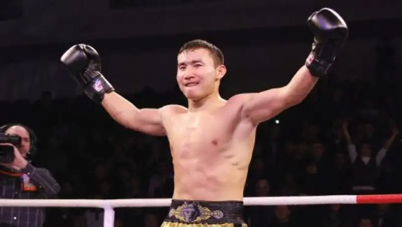 Казахстанские боксеры Ислам и Жакиянов поднялись в рейтинге IBO