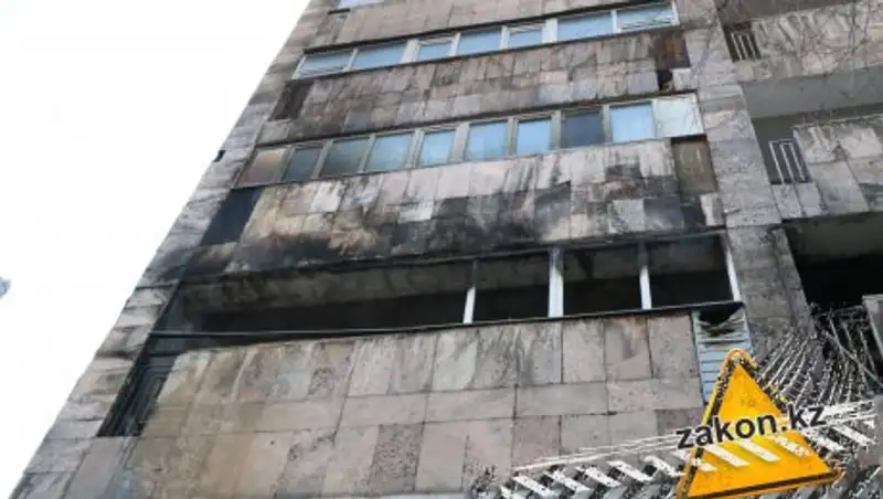 50 человек эвакуировали из жилого дома в Алматы