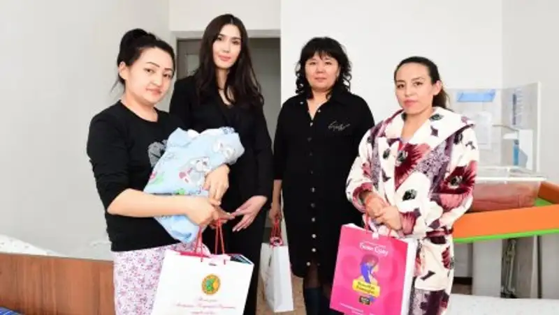 Сладкий подарок для женщин Алматинской области сделали кондитеры Казахстана