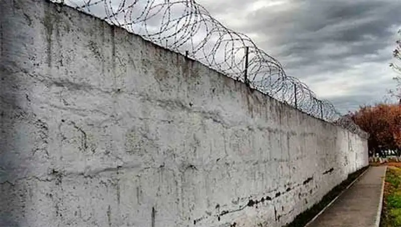 В Усть-Каменогорске перекрыли канал поступления наркотиков в колонию