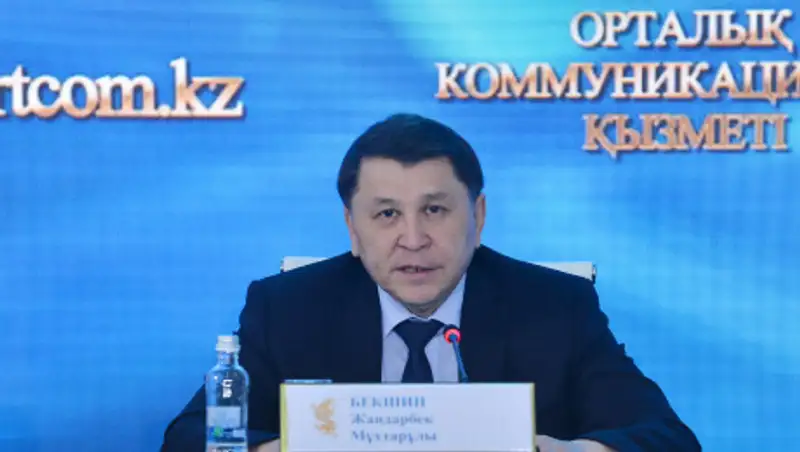 Бекшин объяснил необходимость прививок для профилактики гриппа