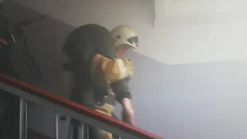 Двое устькаменогорцев спасли инвалида во время пожара