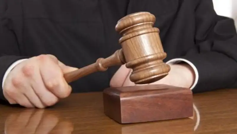 Сотрудник суда вымогал деньги у предпринимателя в Актобе