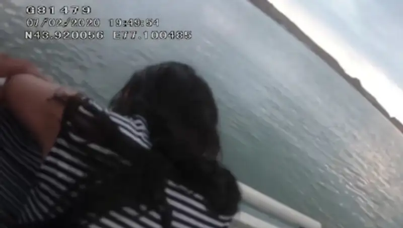 Девушка пыталась совершить самоубийство, прыгнув с Капшагайского моста