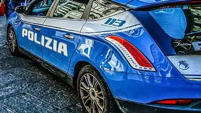 Число погибших у берегов Италии мигрантов увеличилось до 59, есть дети, фото - Новости Zakon.kz от 27.02.2023 06:41